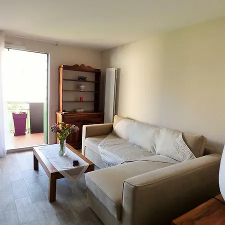 Appartamento F2 Contemporain Terrasse Refait à Neuf 5 Minutes De La La Seyne-sur-Mer