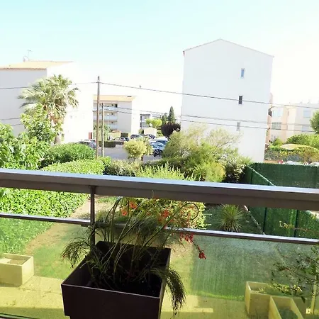 Appartamento F2 Contemporain Terrasse Refait à Neuf 5 Minutes De La *
